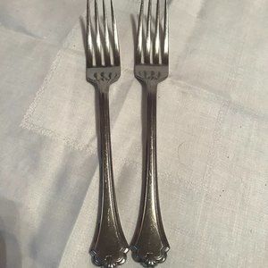 Oneida Stainless -- Midtowne